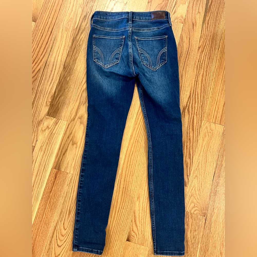 Hollister Jeans size 1S - Picture 2 of 3